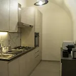 Dietro Al Plebiscito Luxury Lägenhet
