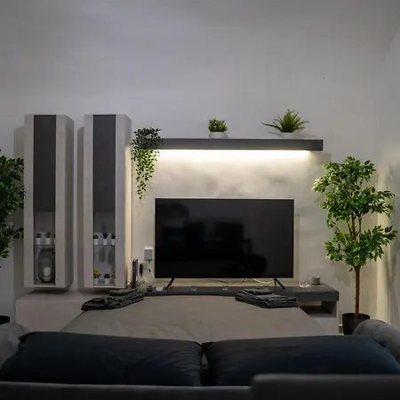 Apartmán Dietro Al Plebiscito Luxury